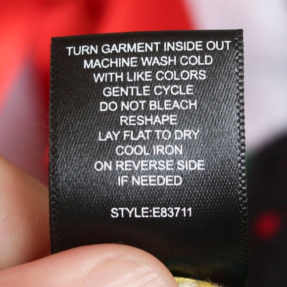 Ugly Christmas Sweater Mens Small Oversized Guac Is Still Extra - Picture 11 of 11